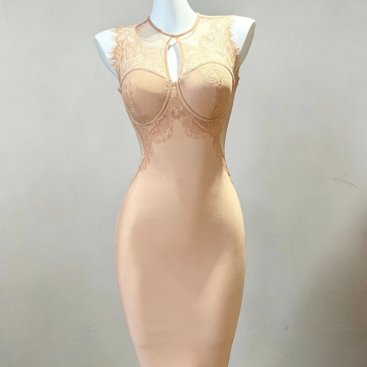 Платье-бандаж High End короткое, цвет шампань, XS