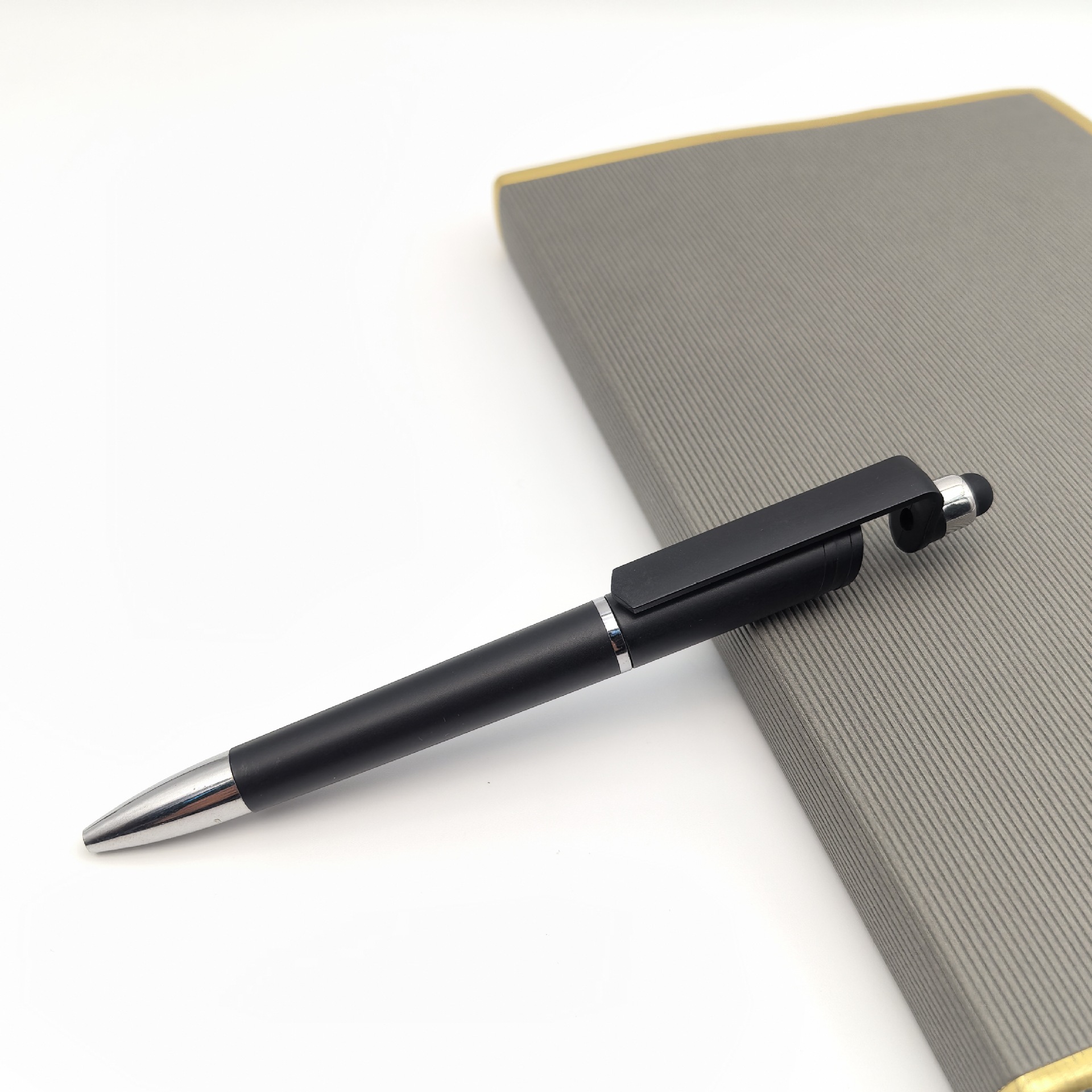 Bolígrafo publicitario mayorista multifuncional soporte de teléfono móvil de plástico bolígrafo publicitario promocional regalos bolígrafo