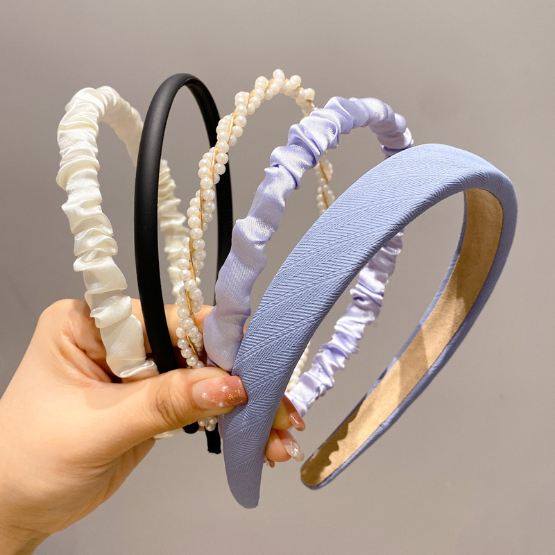 A principios de la primavera, la banda de cabello para mujeres en línea, 2025 nuevo lavado de cara de presión de tarjeta de cabello para el cabello, banda de cabello de perlas, banda de cabello para mujeres.