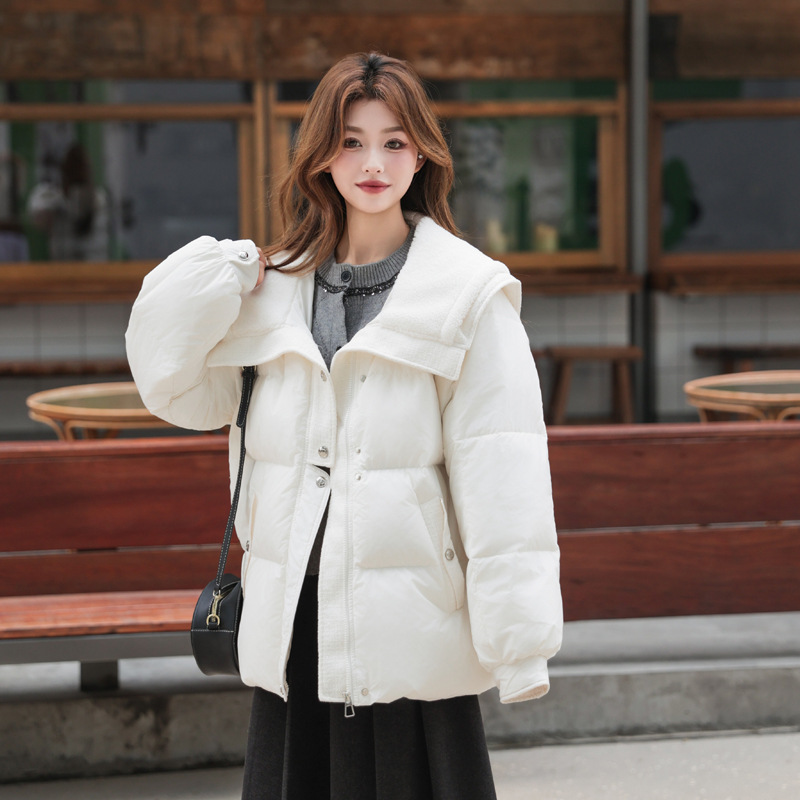 Жемчужно-белый