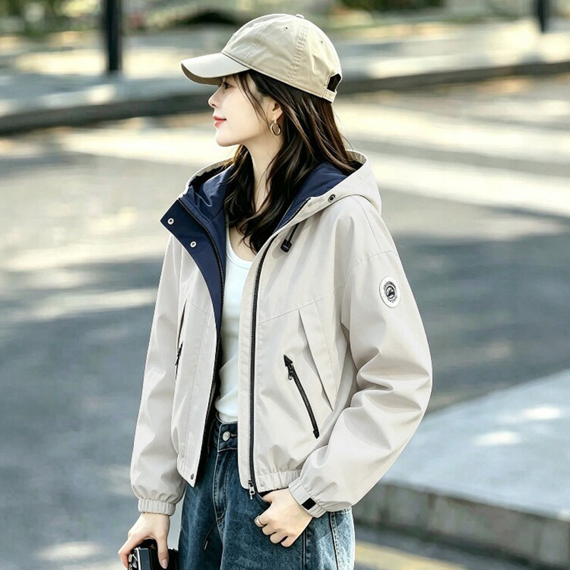 Extremely stylish short coat for women, 2026 autumn new model, popular this year, casual hooded windbreaker jacket Extremely stylish short coat for women, 2026 autumn new model, popular this year, casual hooded windbreaker jacket