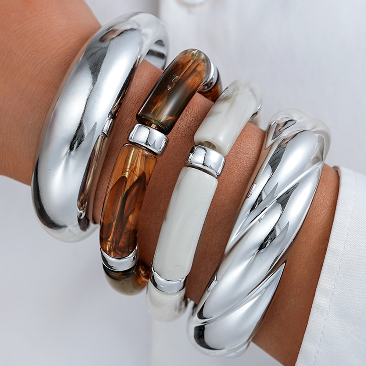 Europa y América de moda transfronteriza espejo exagerado amplio borde abierto pulsera simple pulsera de textura metálica de lujo ligera
