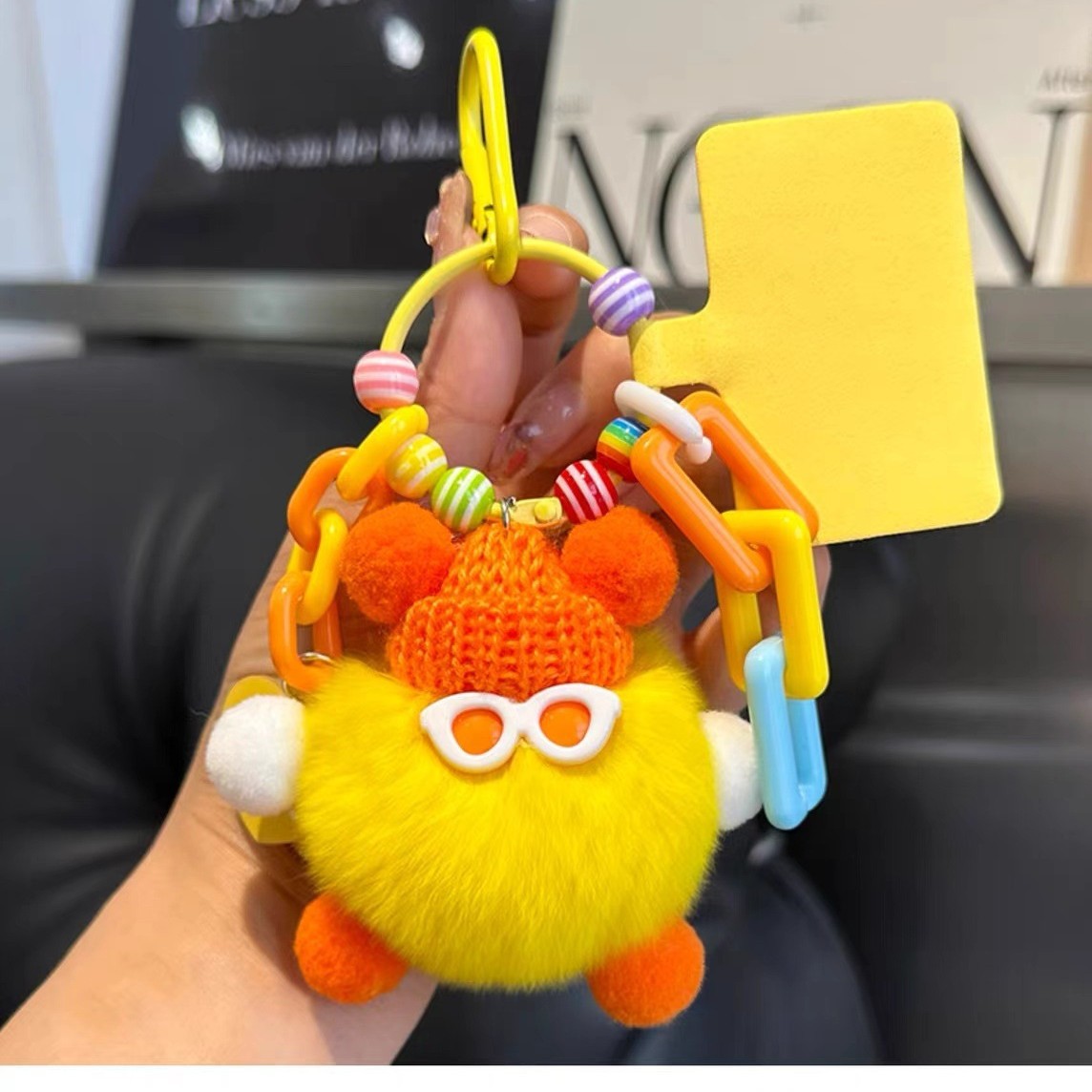 Lindo colgante de bolsa de briquetas de piel de conejo Rex, cosa fea, colgante de muñeca de felpa, colgante de llavero de coche