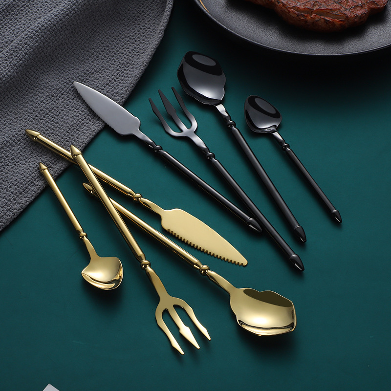 Creativo 304 cuchillo de comida occidental de acero inoxidable y cuchara tenedor Juego de 4 piezas cuchillo y tenedor de carne de hotel transfronterizo Sea King traje de vajilla occidental