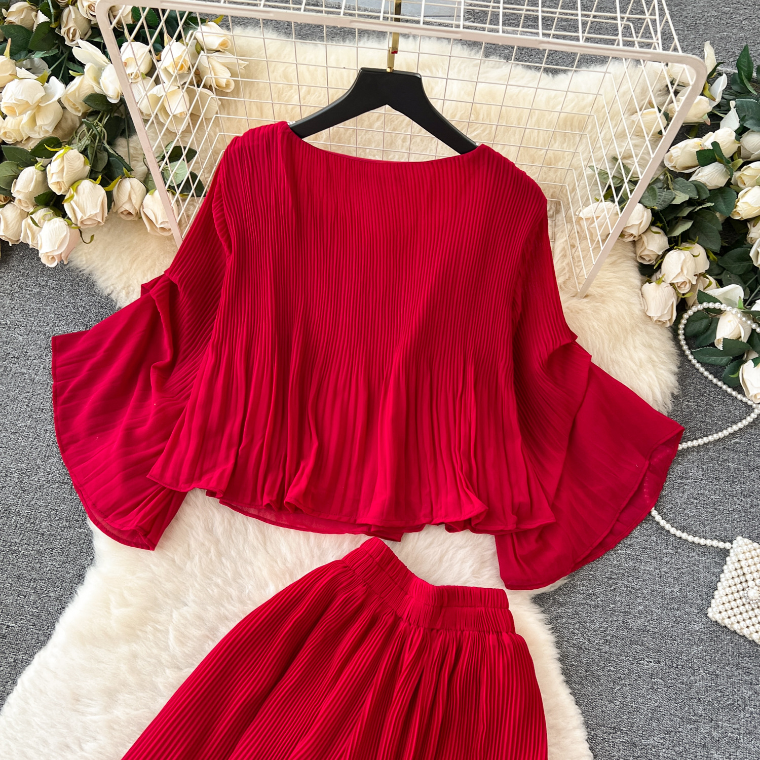 Retro Hepburn Style Women's Summer Loose Fitting T-Shirt High Waist Long Drape Sophisticated Elegant Short Pant Set_ecoleips.com