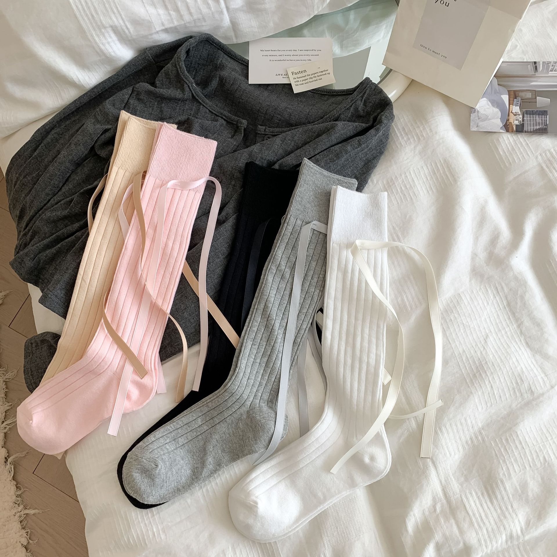 JK lange bein kinder handgemachte accessoires bogen und weiß einfache hohe rohr unabhängige verpackung waden socken kinder_voghion.com