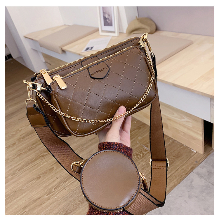 Fashion Three-in-one Chain Shoulder Messenger Small Square Bag Wholesale display picture 7