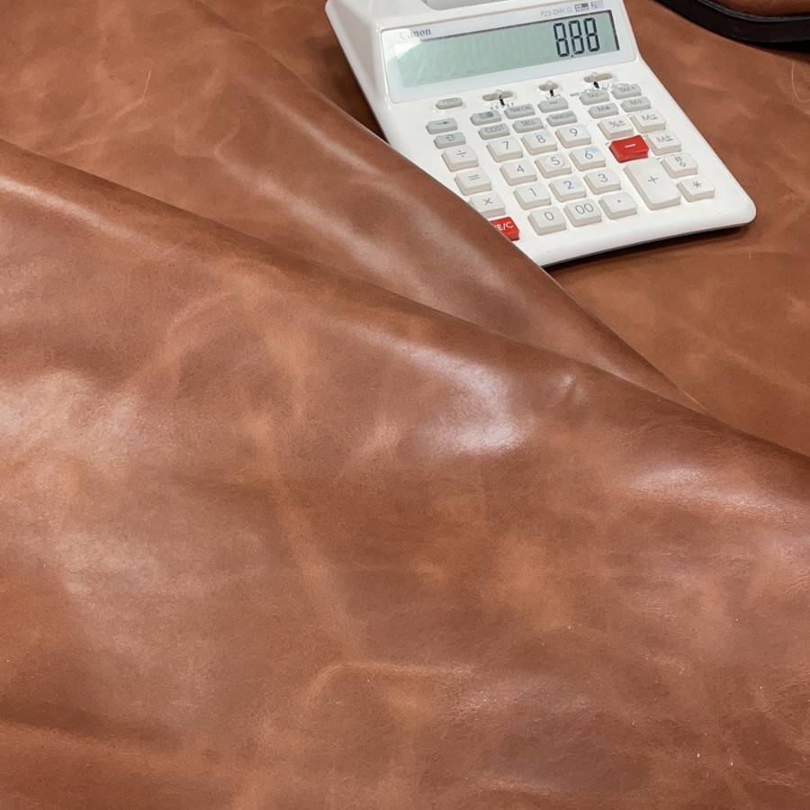 厂家油蜡双色牛皮头层黄牛皮革整张批发质感光滑透亮鞋靴皮具衣服