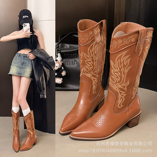 Retro Brown Western Cowboy Boots Women's 2025 Autumn Slim V-Mouth Embroidered Square Toe Thick Heel Mid-Calf Knight Boots