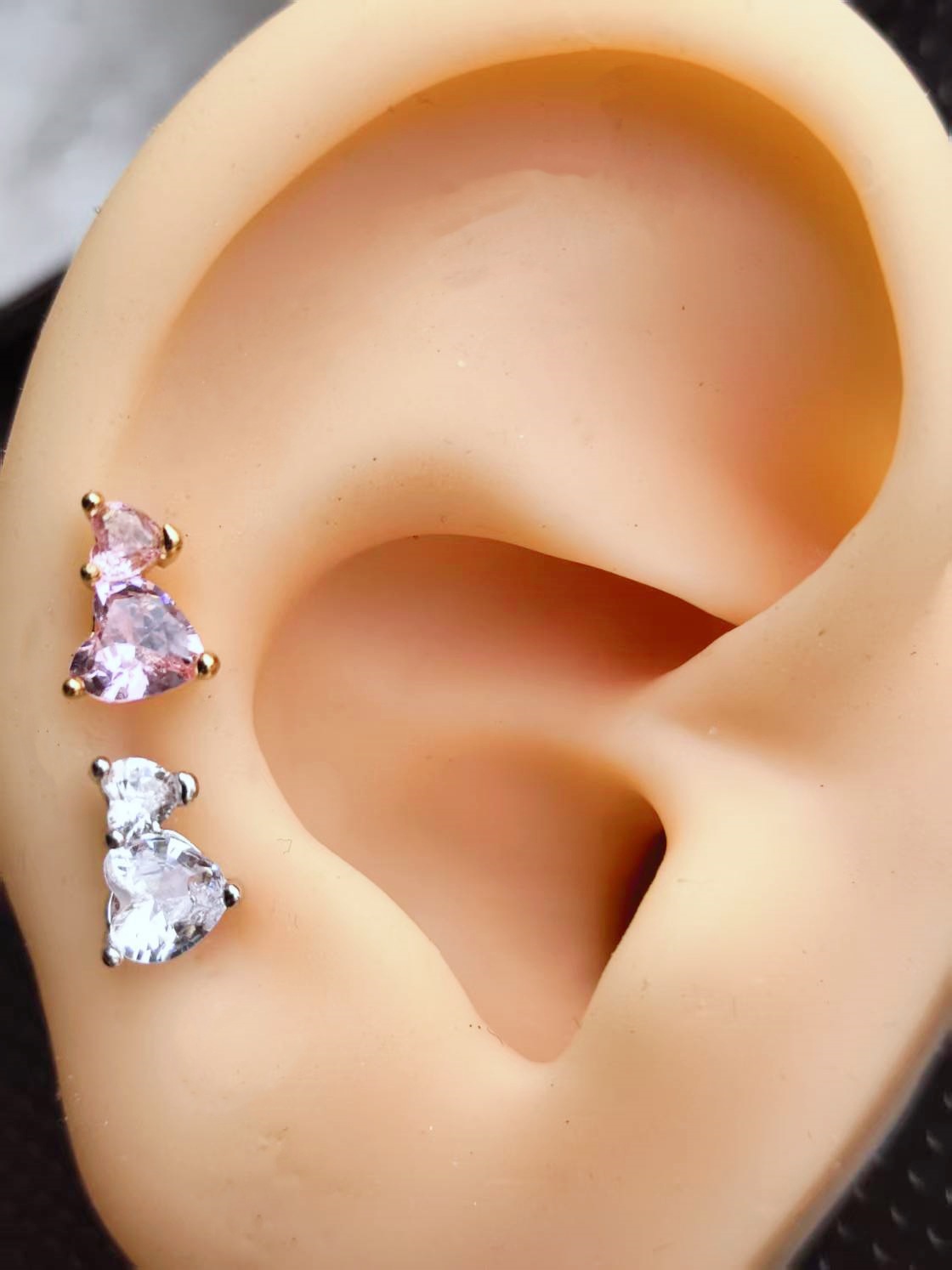 New Devil's Eye Sexy Screw Ear Bone Nails Copper Micro-Inlaid Zircon Earrings for Women detail image 9