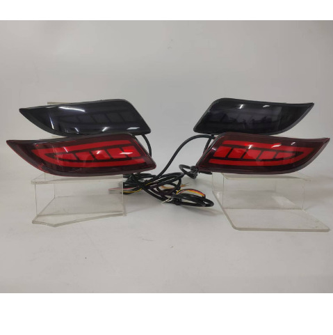 Adecuado para 15-17 Toyota Camry parachoques trasero luz de advertencia luz de freno luz Camry lámpara