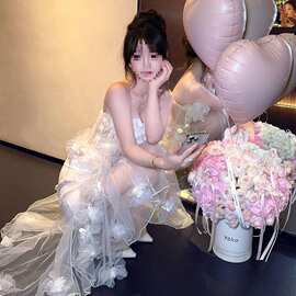 白色连衣裙女感名媛生日小礼服重工立体花朵鱼尾包臀裙