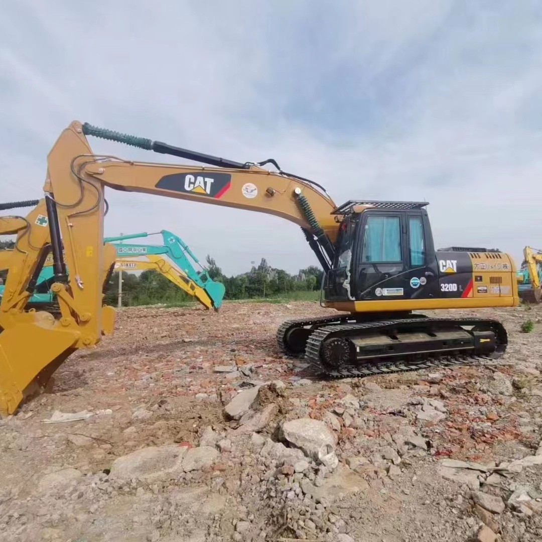 Exportación de comercio exterior para comprar excavadoras usadas 320D, excavadoras Komatsu 240 entregadas con cabeza de cañón