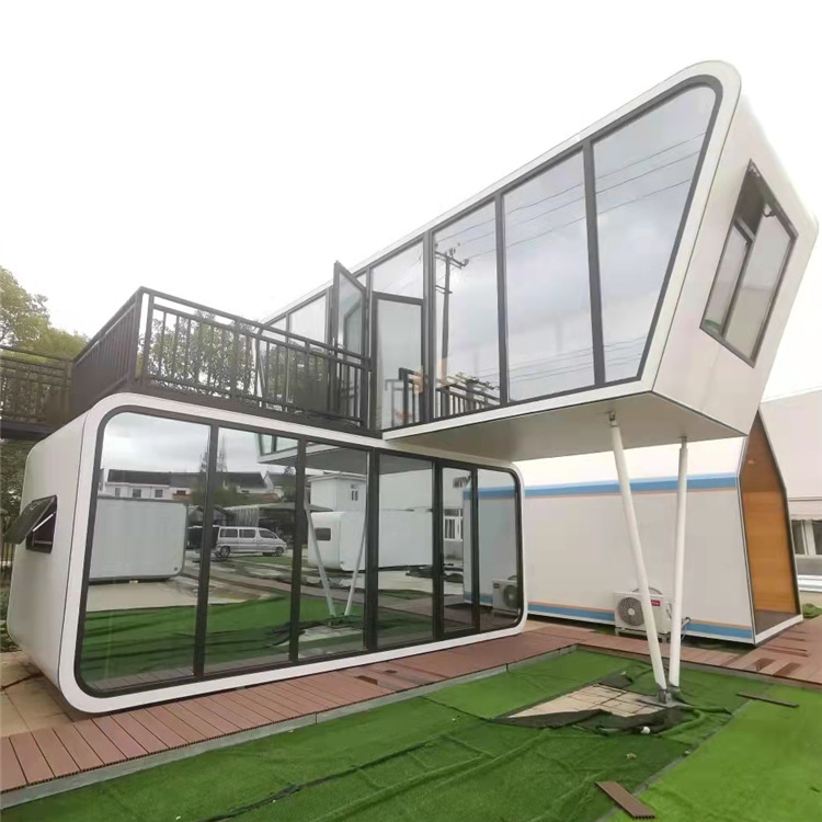 기하학적 홈스테이 오두막