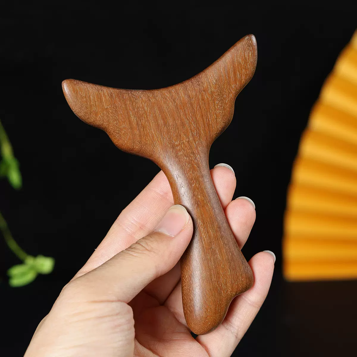 金丝檀木鱼尾刮痧铲升阳铲多功能面部刮痧板经络中医养生擀筋工具