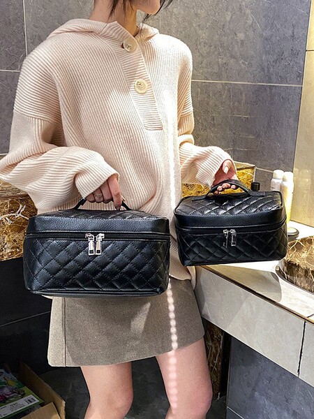 Fashionable capacious black handheld polyurethane cosmetic bag for…