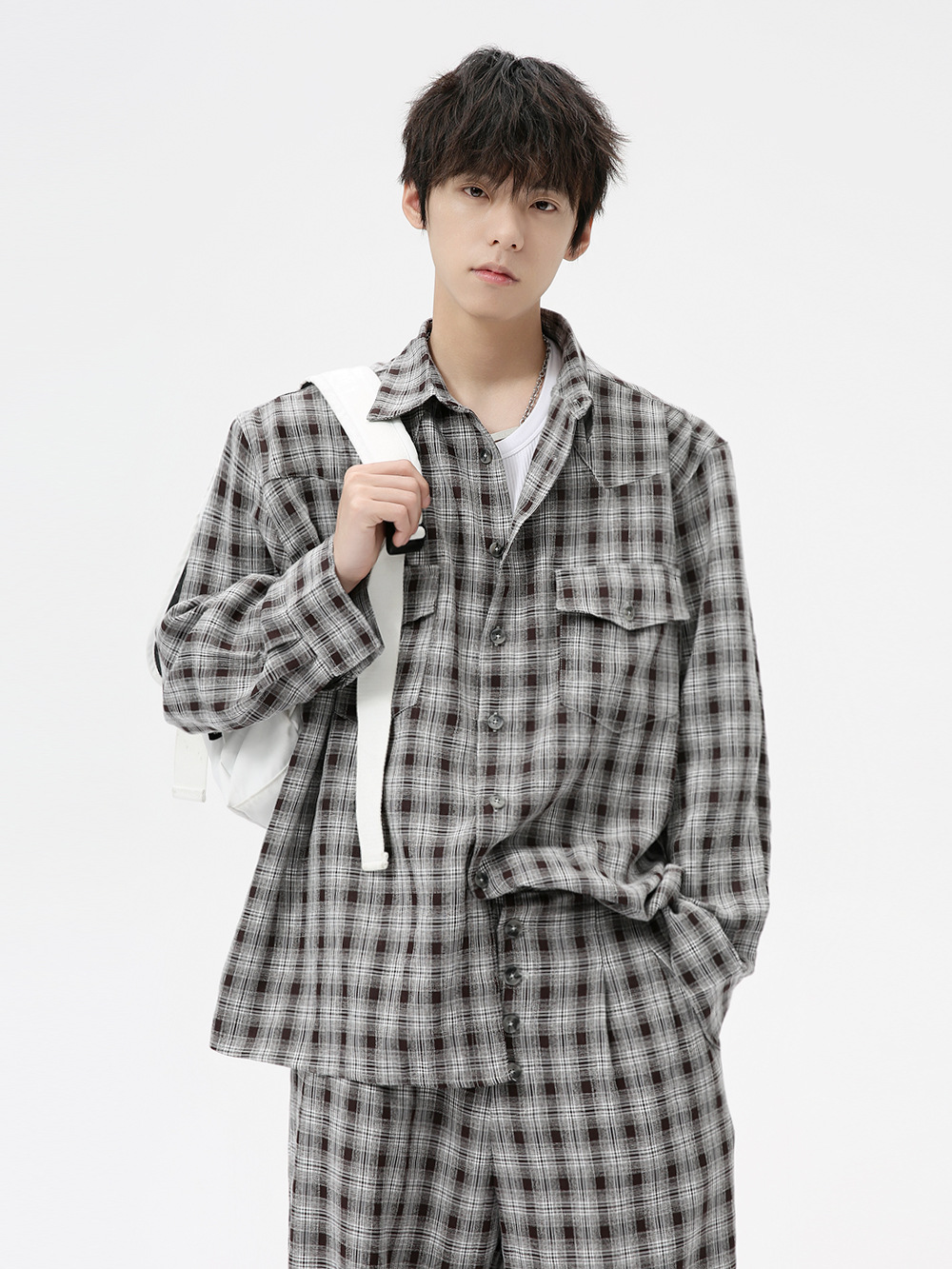 MTLCLOTHES Hombres| 2024 otoño nuevos productos coreanos retro cuello a cuadrícula camisa pantalones largos set casual