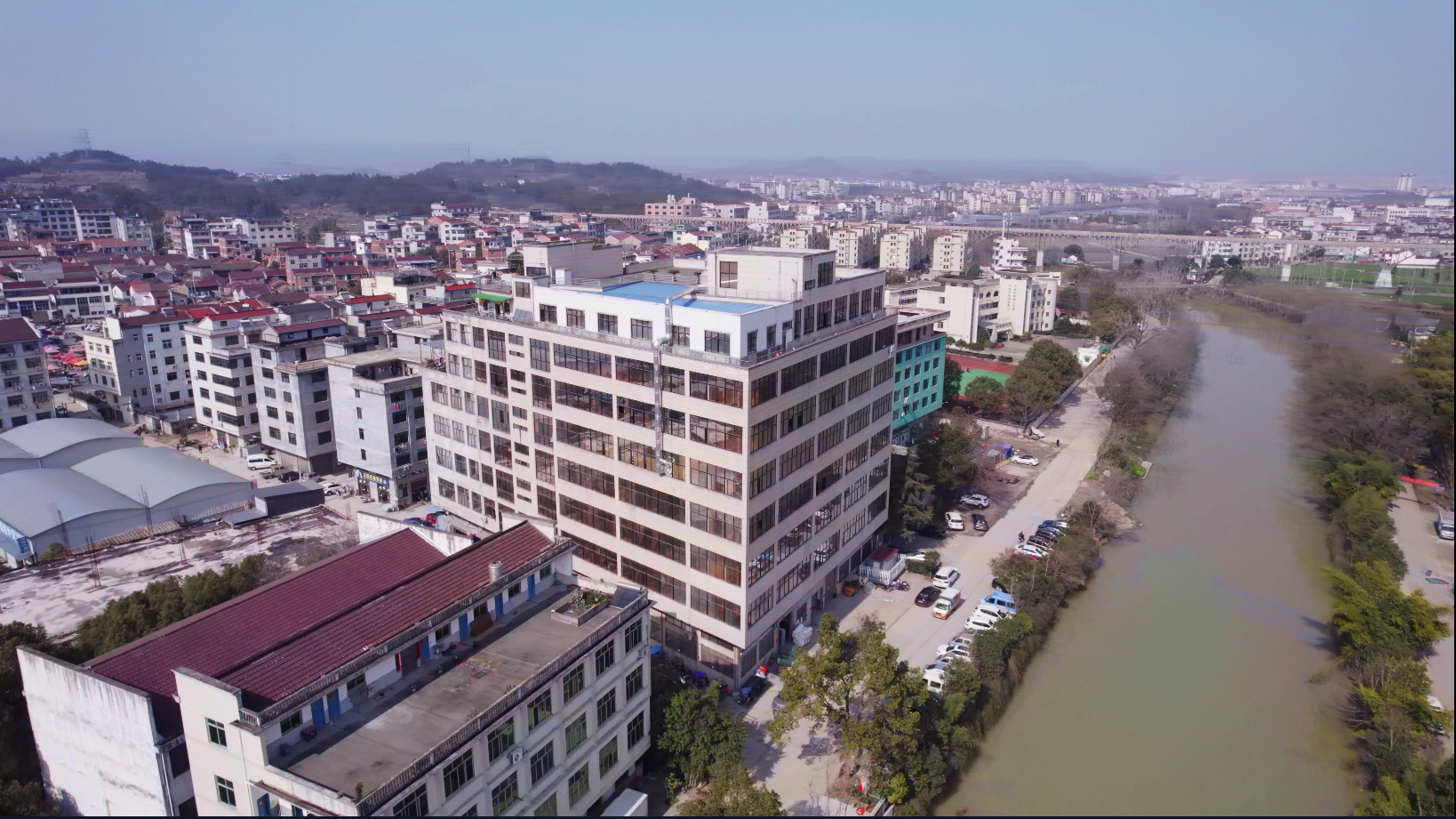 lQLPDhsuR9hhdzrNA5nNBmawrE6S18