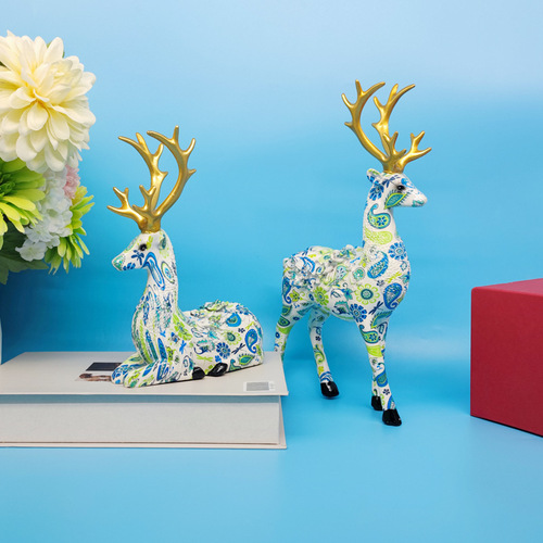 Resin Crafts Water Transfer Printed Colorful Deer Ornament Creative Couple Wedding Gift Home Living Room Bar Cabinet Decor
