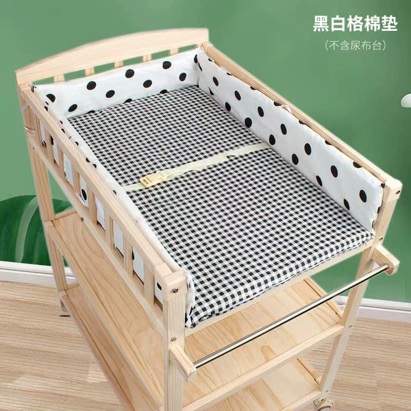 Black and white checkered cotton pad (not including changing table)