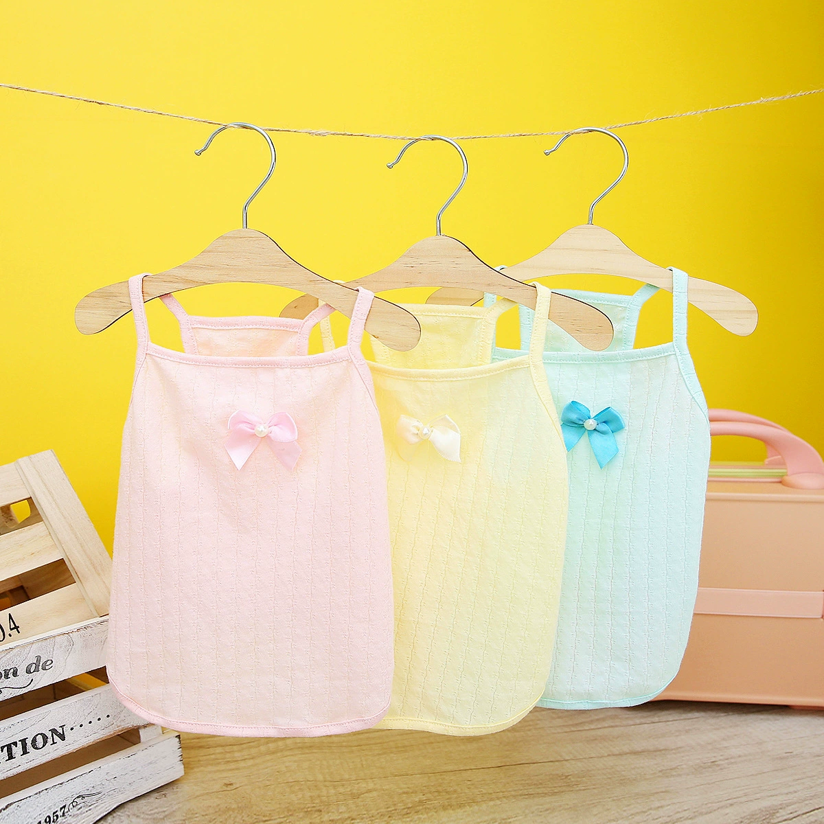 Одежда для собак Pet Dog Vest Pet Dog Одежда для домашних животных Весна и лето Новый 23 летний домашний слинг