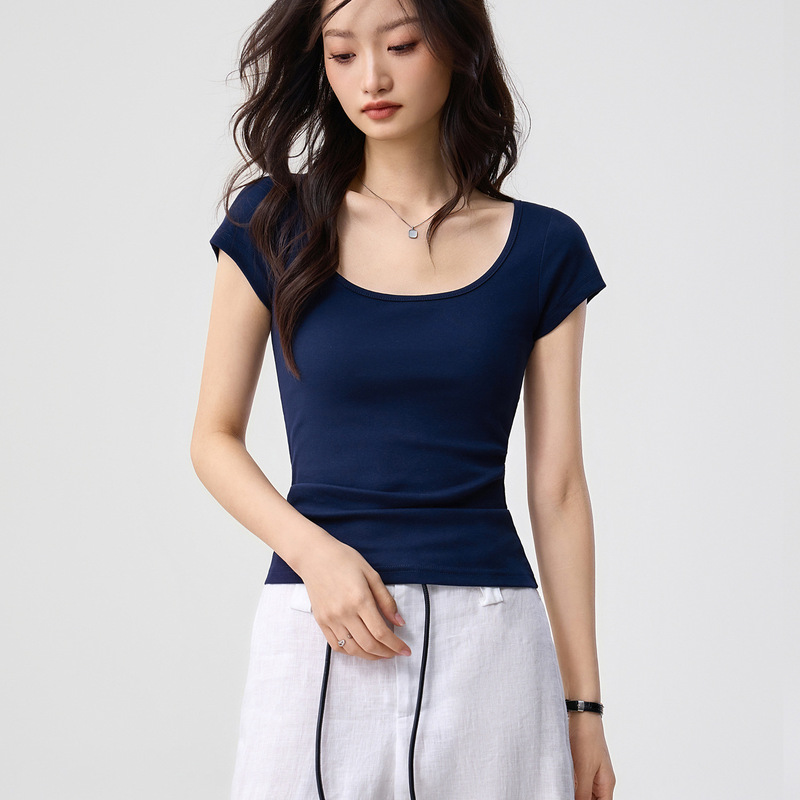 40-count combed cotton, large U-neck, gentle and alluring, collarbone-revealing short-sleeve T-shirt for women, summer slim-fit top 40-count combed cotton, large U-neck, gentle and alluring, collarbone-revealing short-sleeve T-shirt for women, summer slim-fit top
