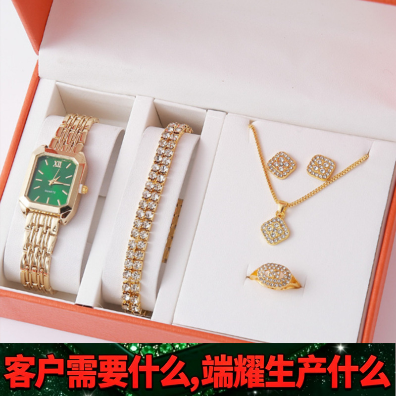 Simple and Stylish Women's Watches Wholesale Trendy Quartz Gold Wrist Watch Bracelet Watch for Women Simple and Stylish Women's Watches Wholesale Trendy Quartz Gold Wrist Watch Bracelet Watch for Women