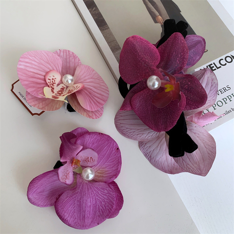 IG Style Sweet Flower Cloth Inlay Pearl Hair Clip Hair Claws 1 Piece display picture 4