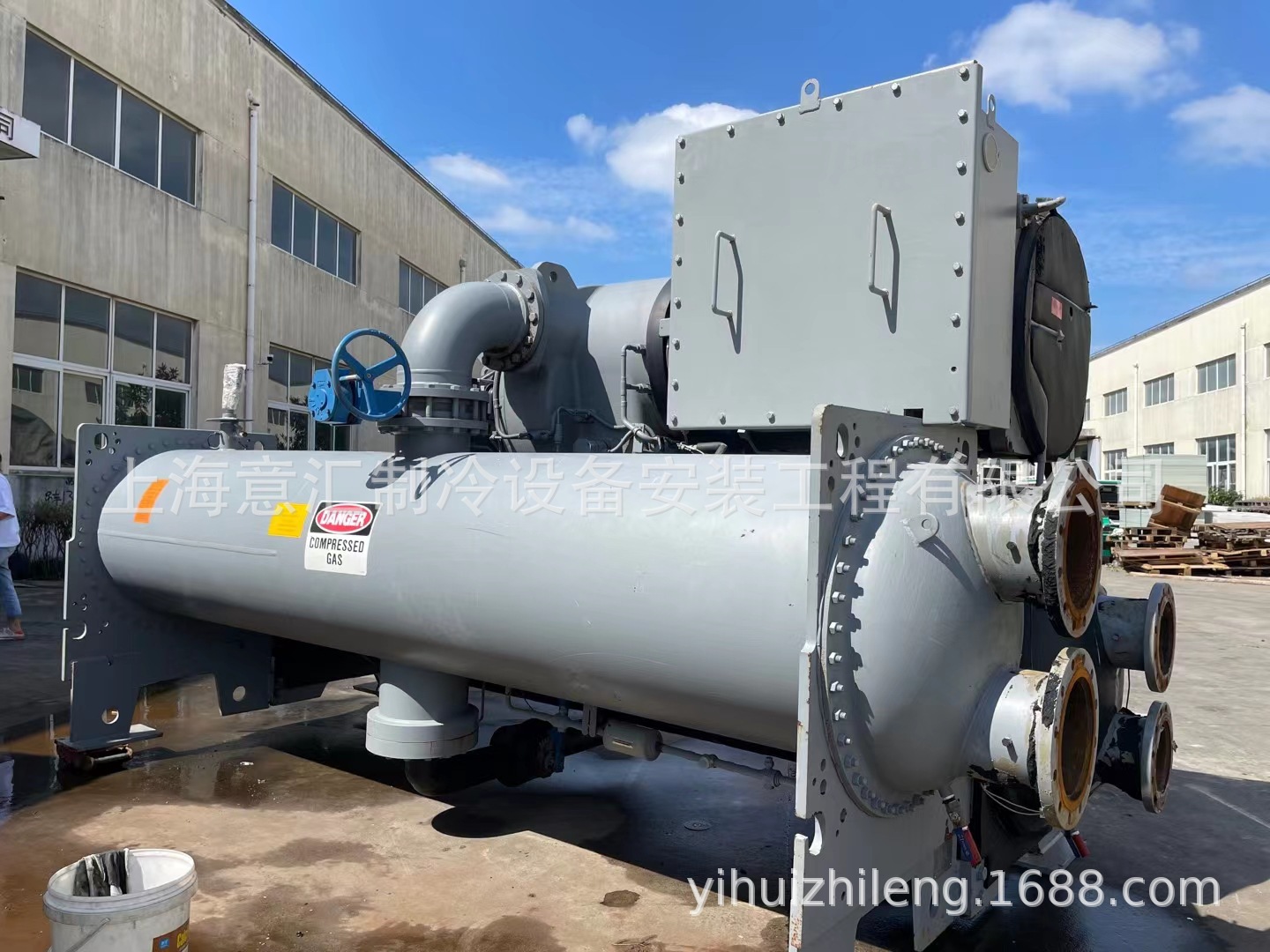 开利大空调离心冷冻机1100冷吨工业冰水机制冷量3869kw销售