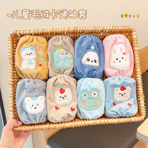 Children's sleeves for baby autumn and winter little girls cute cartoon anti-fouling and dirt-resistant sleeves for boys and girls infant sleeves