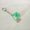 Single button transparent shell-green transparent cap-snake bone