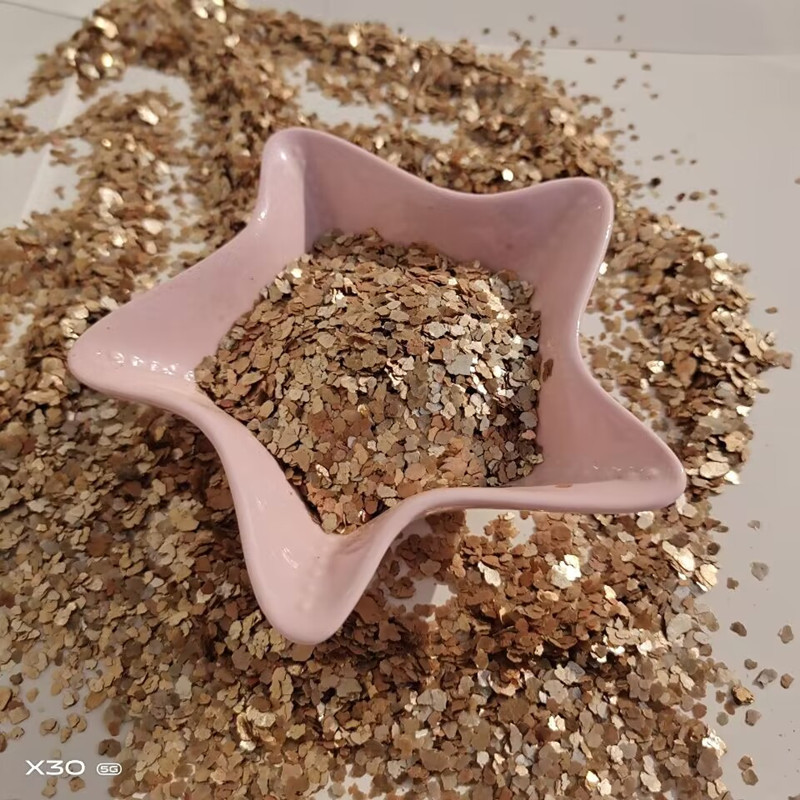 厂家批发金云母煅烧金云母粉云母片6-10珠光颜料金云母刹车片填充