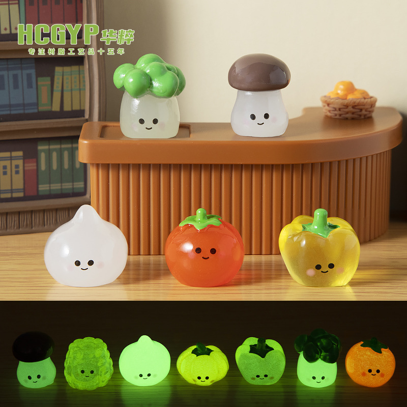 Miniature Landscape Artificial Glow-In-The-Dark Vegetable Emoji Food Toys Cute Figurines DIY Decoration Desktop Mini Ornaments