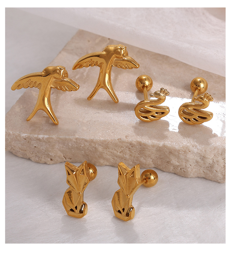 Women's Gender PVD Coated Real Gold Plated Animal Titanium Steel IG Style Cute Waterproof Non Tarnish Ear Studs