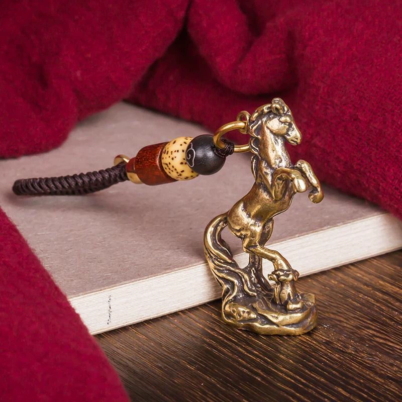 Лошадь успешно латунный автомобильный брелок подвеска небольшая украшение ручной плетеной веревка цепочка для ключей подвеска оптом