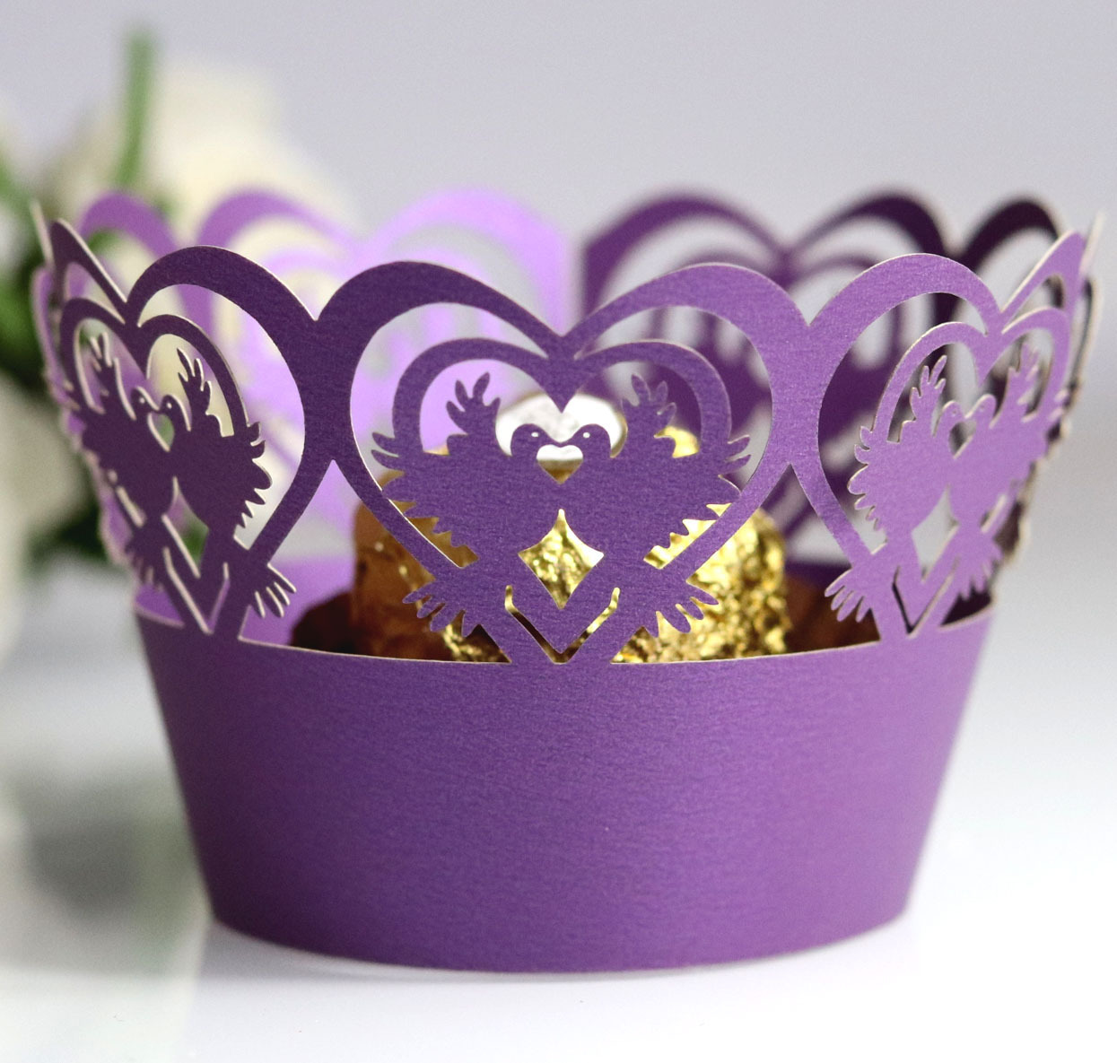 婚庆爱心爱情鸟围边镂空 紫色甜点装饰 节日蛋糕托 浙江工厂批发