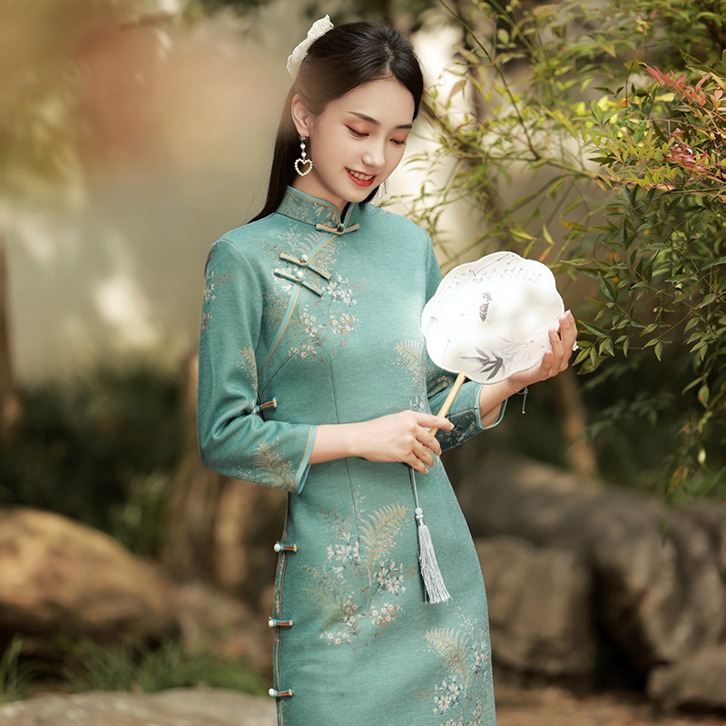 Women Pink green color chinese dresses retro oriental cheongsam long sleeve qipao dress for female host singer show party photos shooting banquet Dress 
