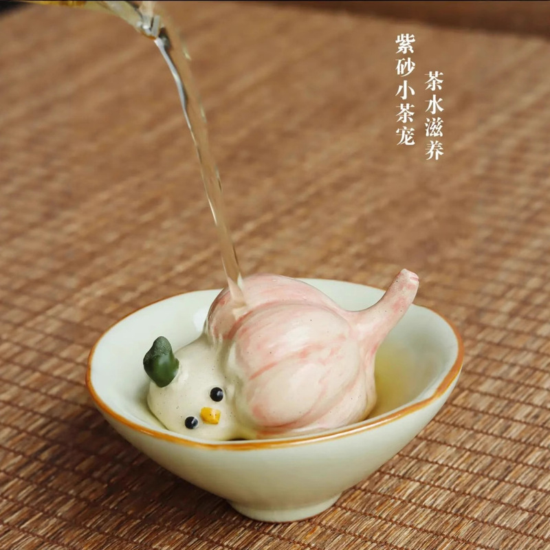 宜興紫砂茶ペット横たわっているニンニク鳥装飾品クリエイティブ手作り彫刻ニンニク鳥ひよこティーセット茶道アクセサリー|undefined