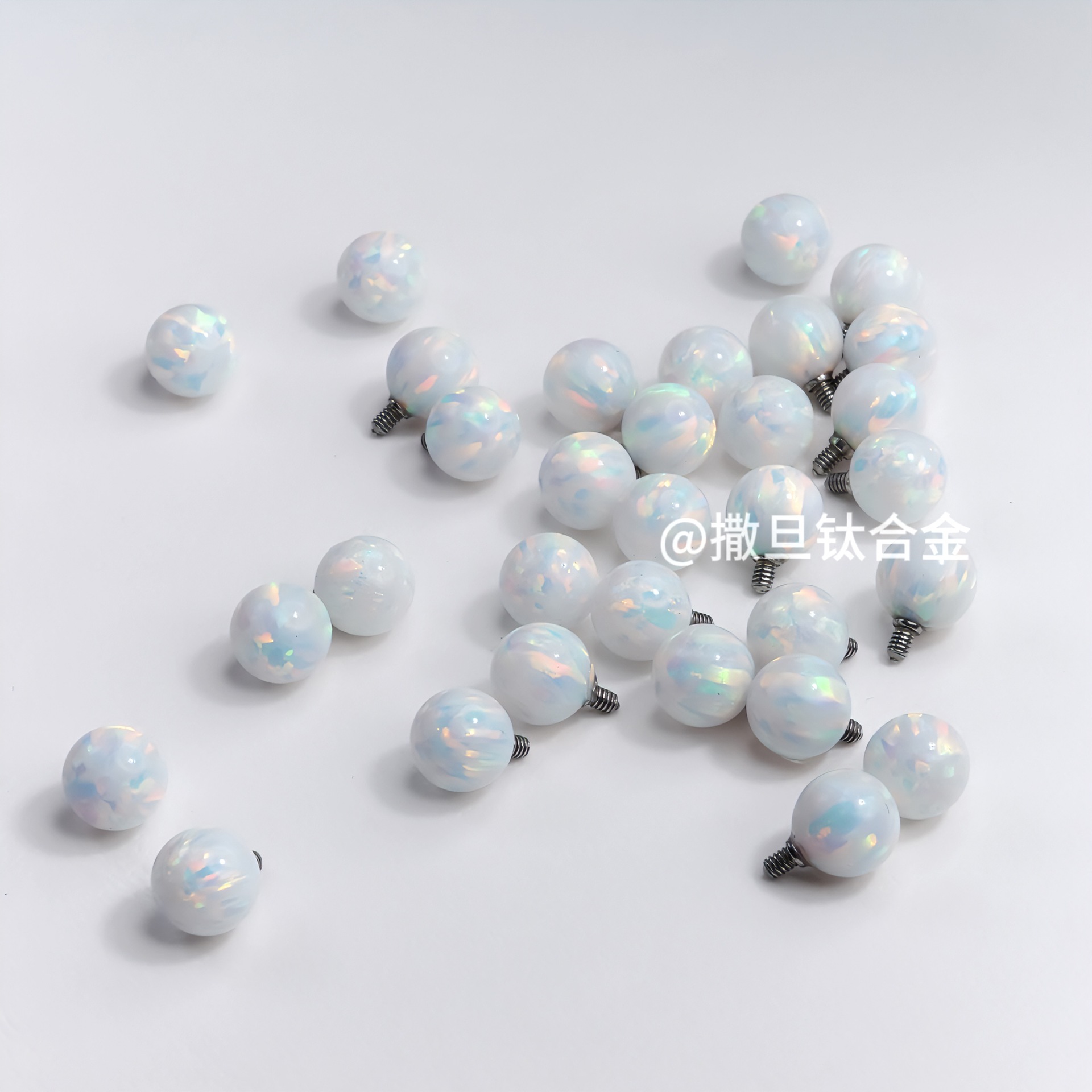 F136はチタン合金の豪宝の舌の釘の中のねじを植え付けることができます。