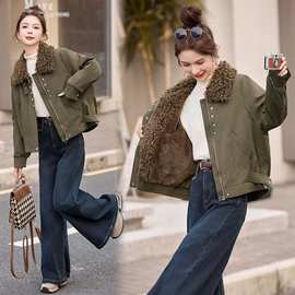 现货秋新款时尚设计感羊羔毛短款外套