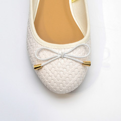 Foreign trade shallow mouth round toe single shoes flat soft leather women's flat scoop shoes 2022 spring and summer new low heel single shoes maternity shoes