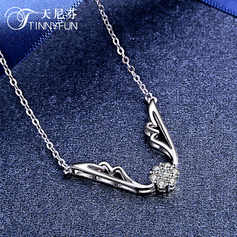 Collar coreano pequeño colgante fresco s925 plata de Navidad regalos de cadena con diamantes de moda personalidad cadena de clavícula de cuerno de ciervo