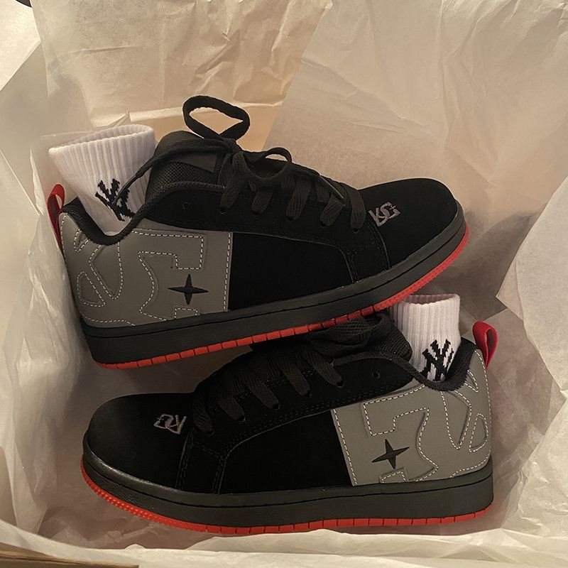 2025 New Niche Trendy Versatile Couple Sneakers Ins-Style Retro Color-Blocking Student Casual Sneakers for Trendy Men
