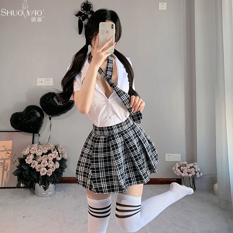 8103 학생 복장 (양말 제외)