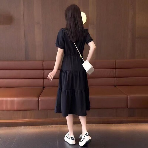 Summer short-sleeved dress, women's mid-long 2026 new style, slimming and waist, fashionable high-waisted round-neck dress