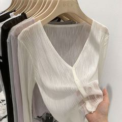 ホワイト V ネック長袖ショールブラウス女性の夏の薄いコートルーズデザインニッチ日焼け止めカーディガントップ
