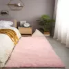 Нежно-розовый
