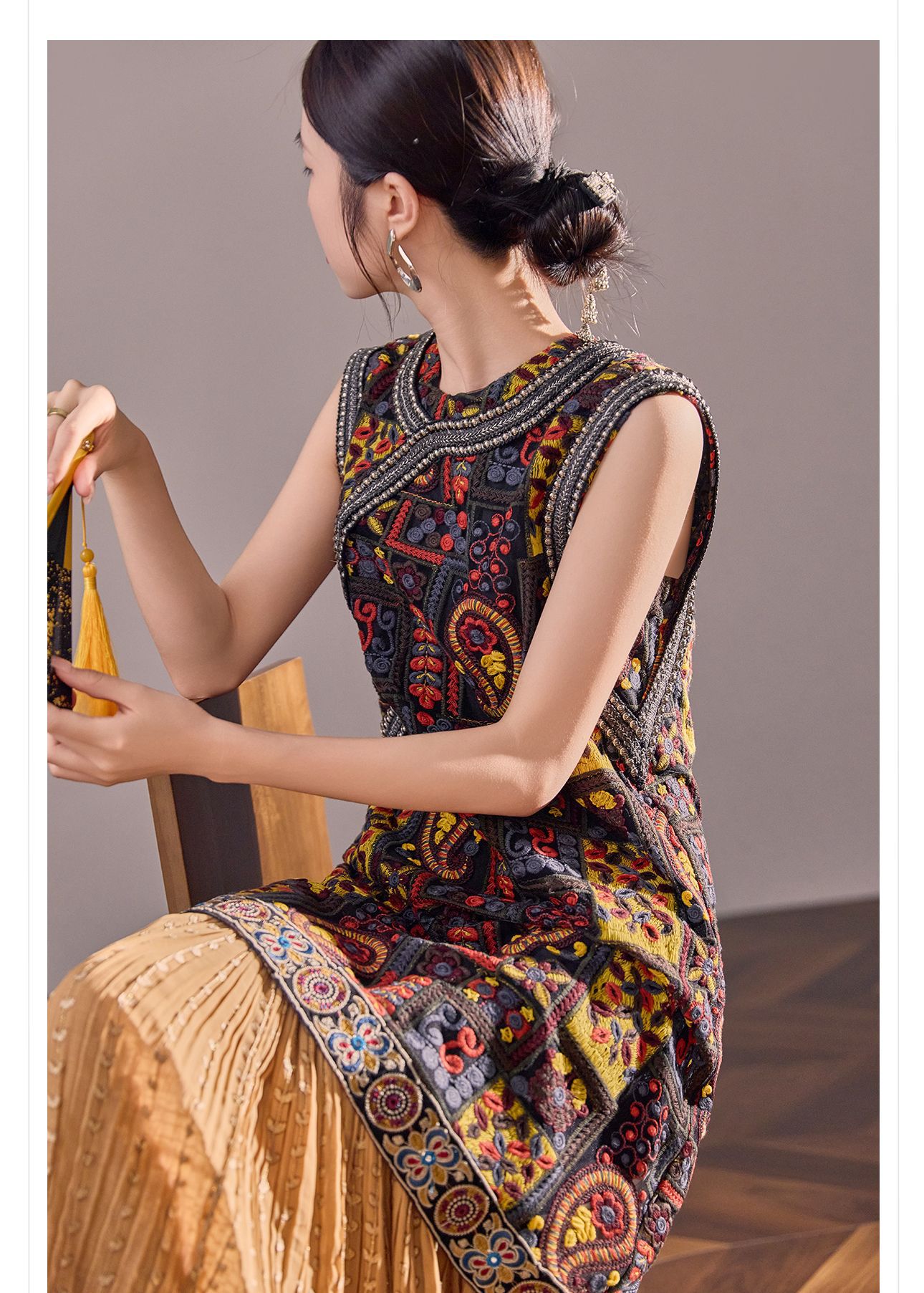 Đầm maxi nữ thêu tay phong cách Trung Hoa mới, tay ngắn, cổ tròn, chân váy dài có thể tháo rời — Màu xanh mơ chi tiết 14