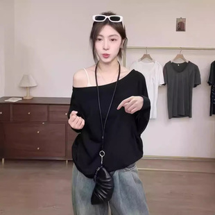 ��溃xͬ���ɫһ�ּ����T��Ů�ļ���б�I¶�猒���@�݄e������