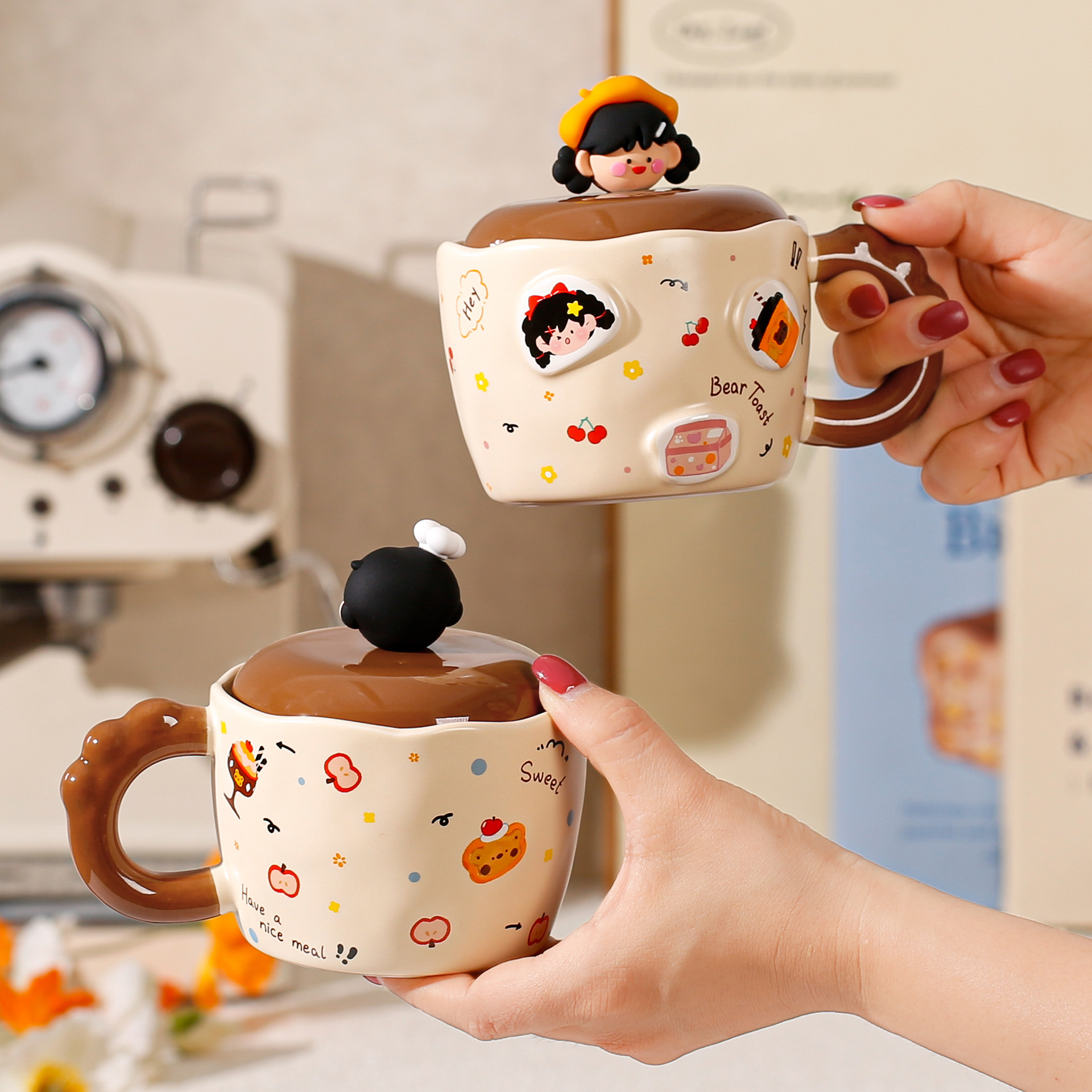 귀여운 빵 캐릭터 도자기 뚜껑 머그컵 380ml